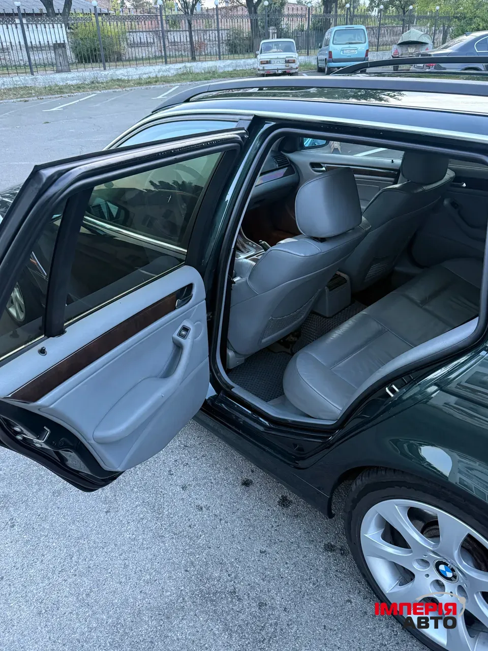 BMW 3 серії - фото 11