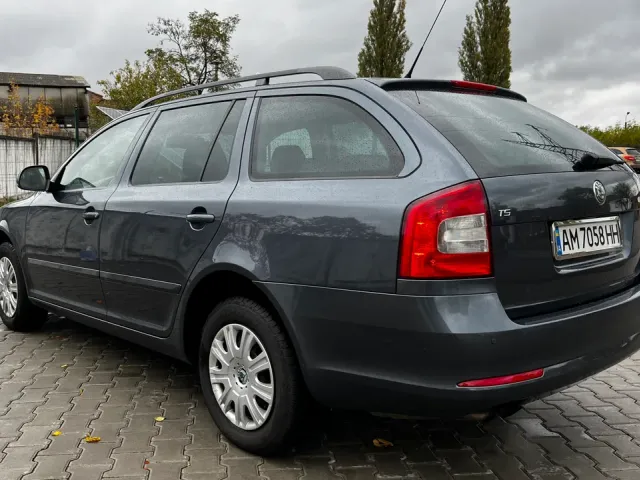 Skoda Octavia - фото 5