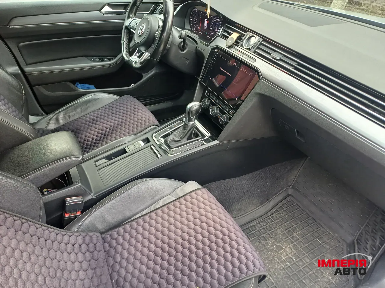 Volkswagen Passat - фото 10