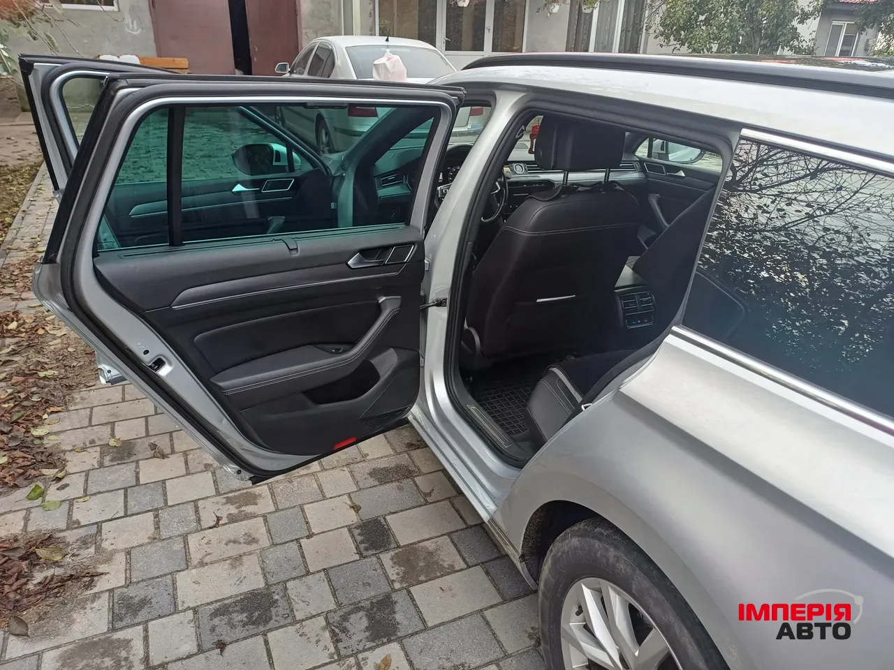 Volkswagen Passat - фото 21