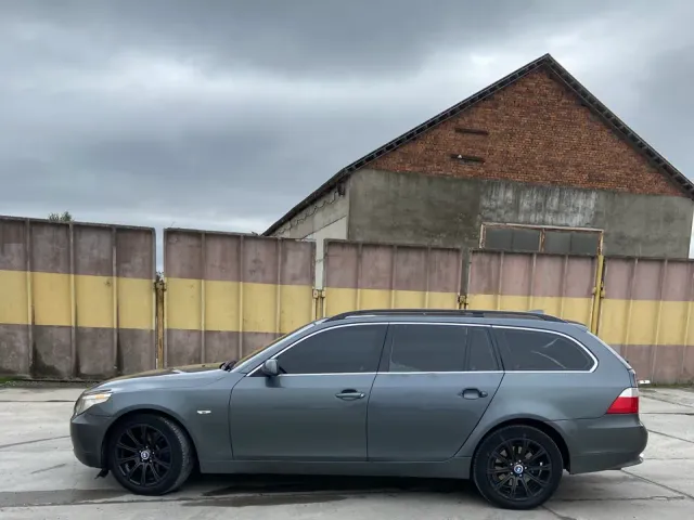 BMW 5 серії - фото 2