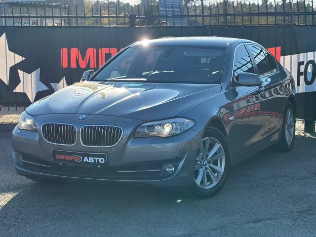 BMW 5 серії - фото 1