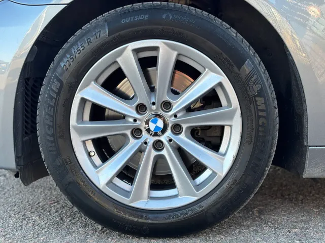 BMW 5 серії - фото 4