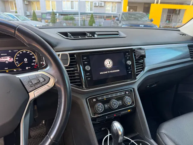 Volkswagen Atlas - фото 2