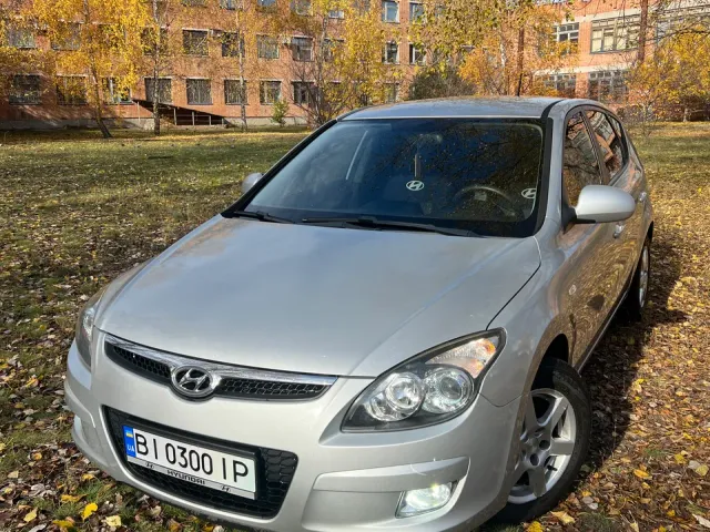 Hyundai i30 - фото 2