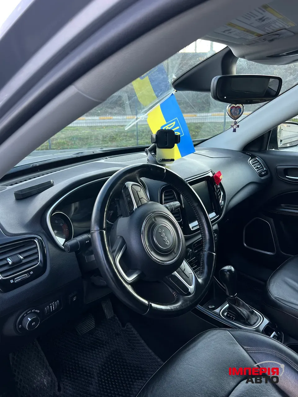 Jeep Compass - фото 6