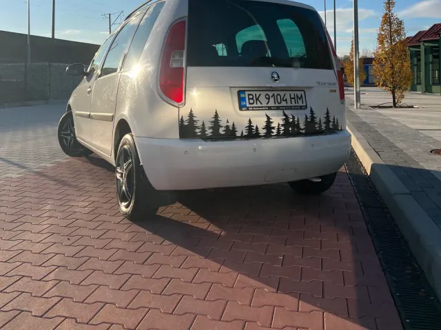 Skoda Roomster - фото 5