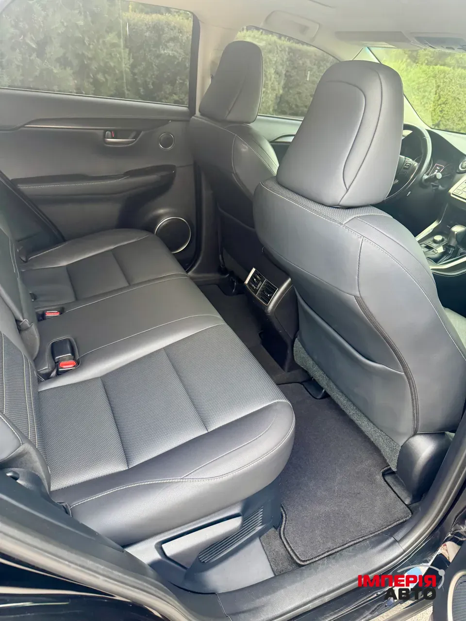 Lexus NX - фото 20