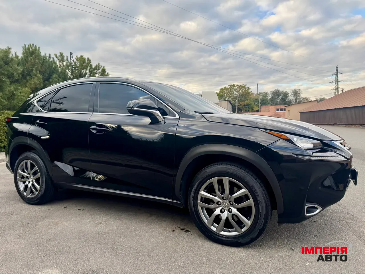 Lexus NX - фото 7