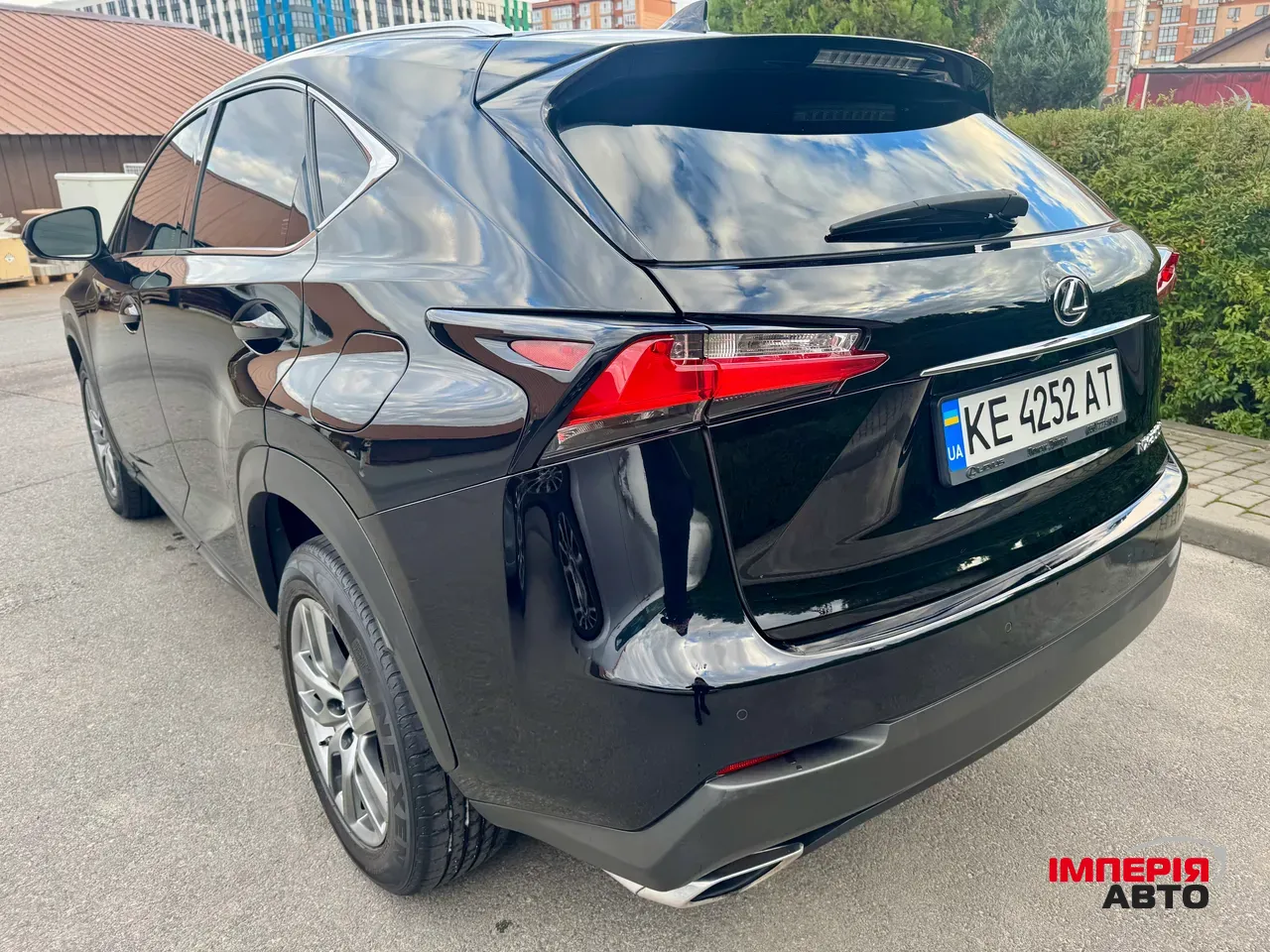 Lexus NX - фото 5