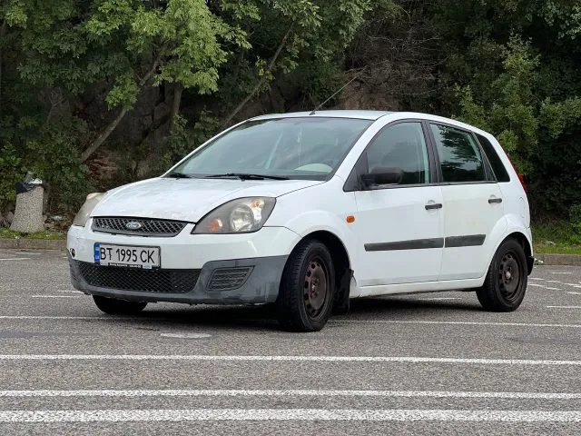 Ford Fiesta - фото 3