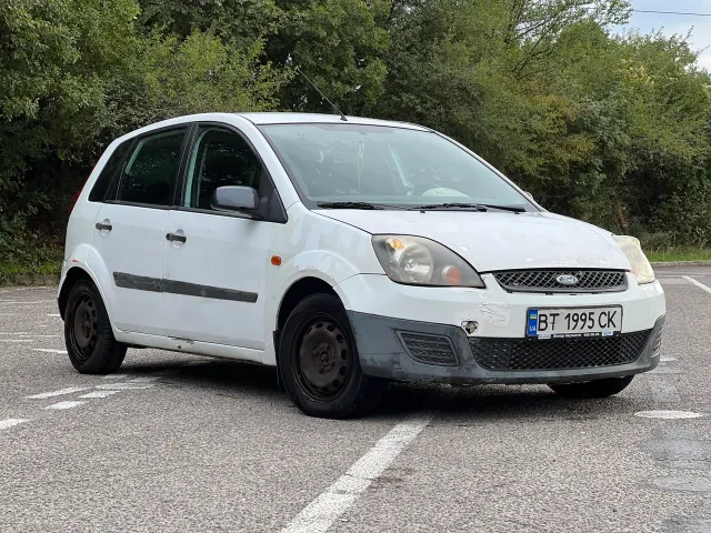 Ford Fiesta - фото 2