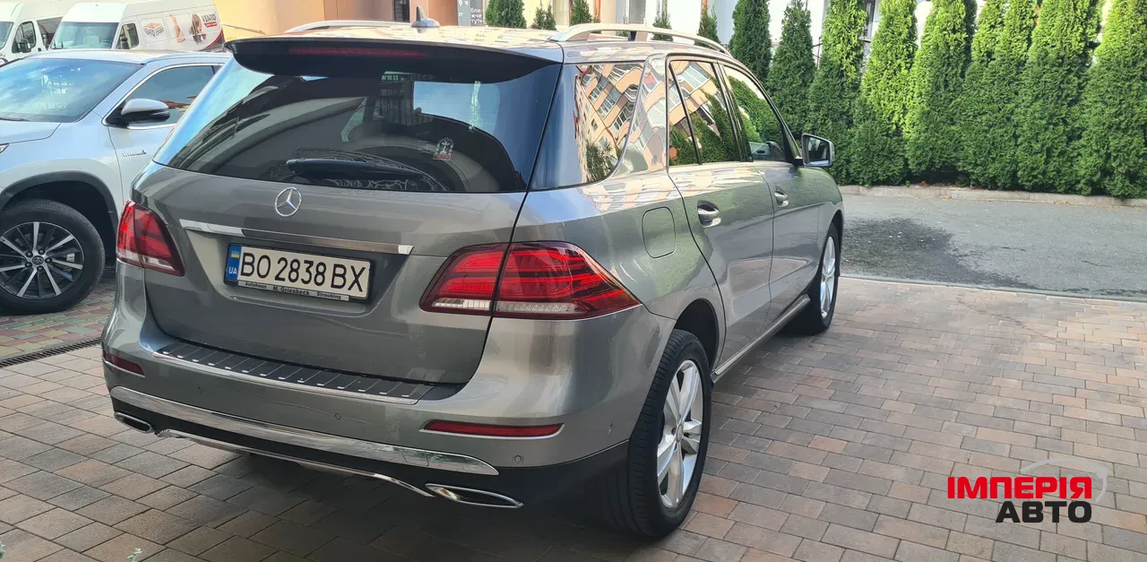 Mercedes-Benz GLE - фото 4