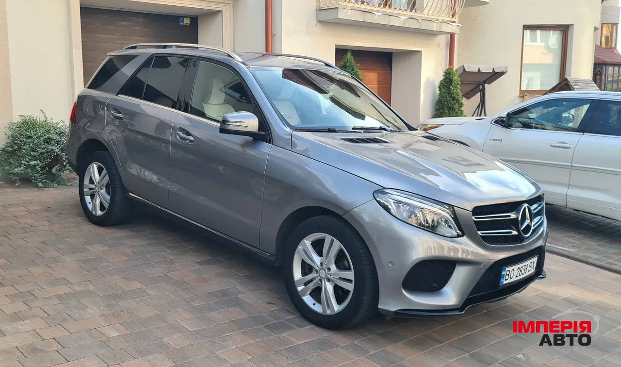Mercedes-Benz GLE - фото 3