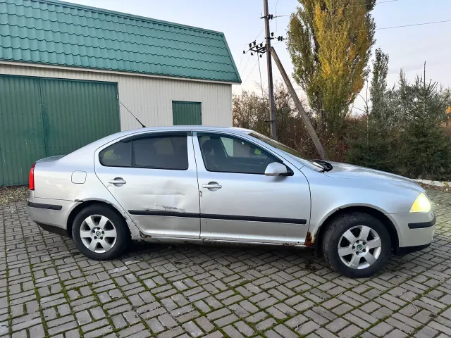 Skoda Octavia - фото 4