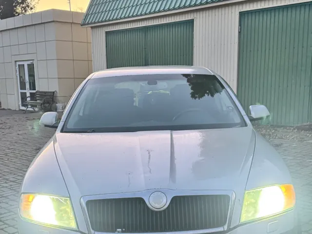 Skoda Octavia - фото 2
