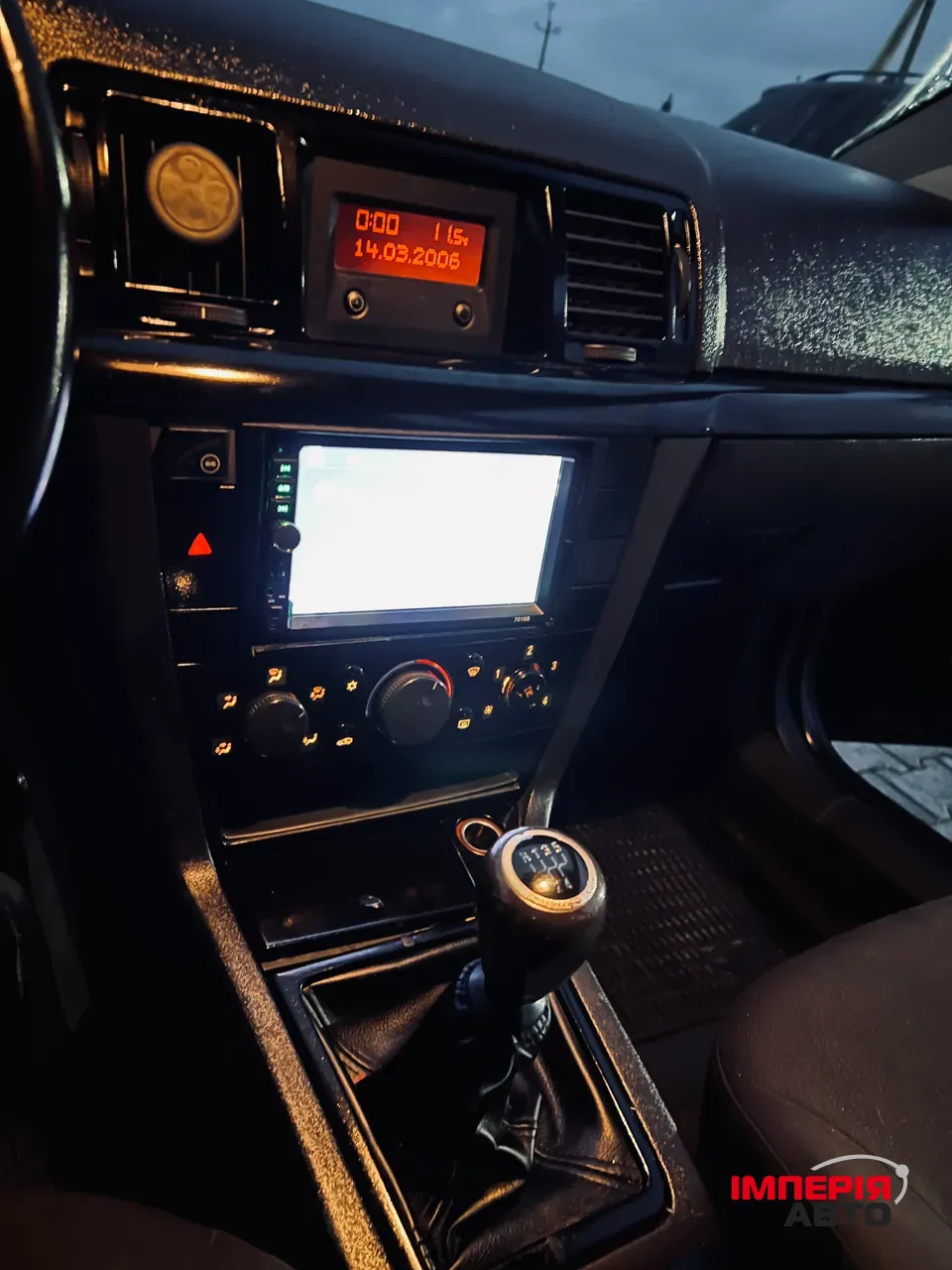 Opel Vectra - фото 12