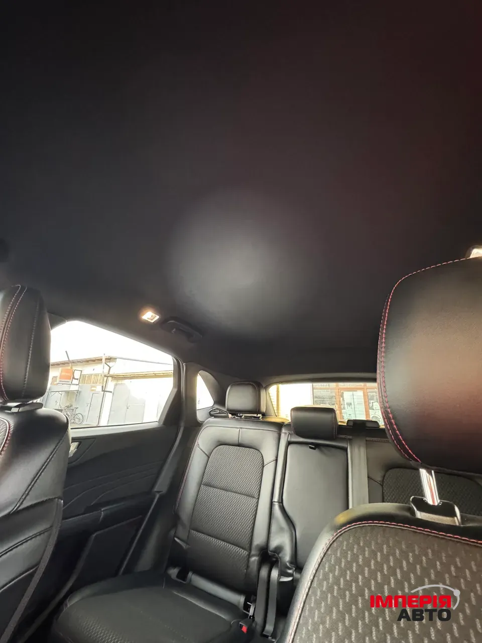 Ford Escape - фото 8