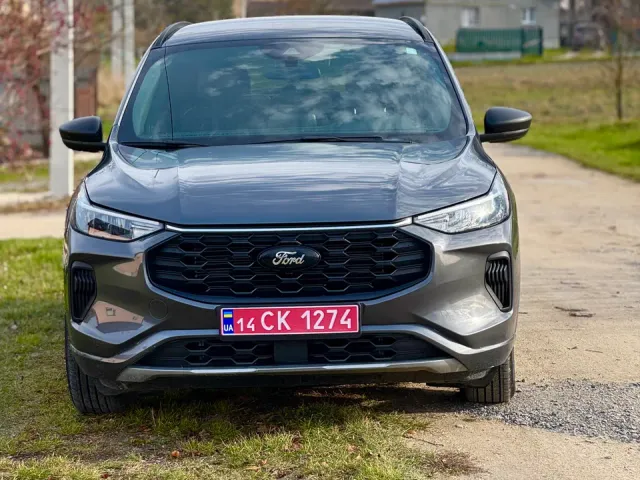 Ford Escape - фото 1