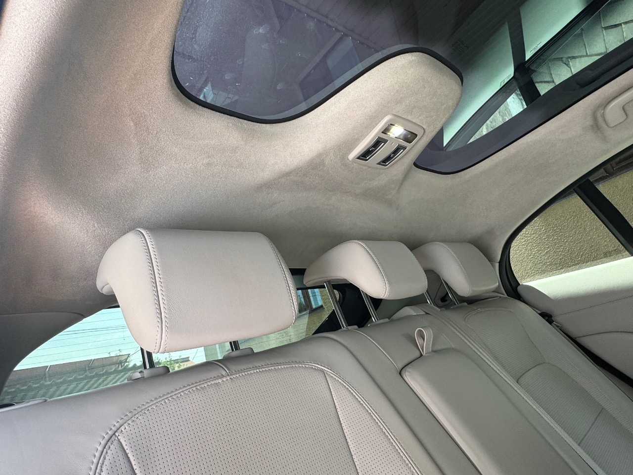 Jaguar I-Pace - фото 21