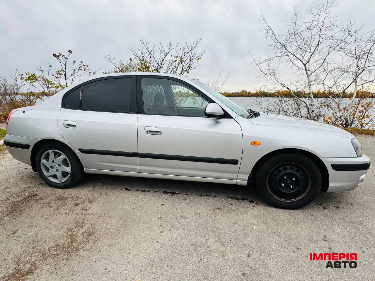 Hyundai Elantra - фото 4