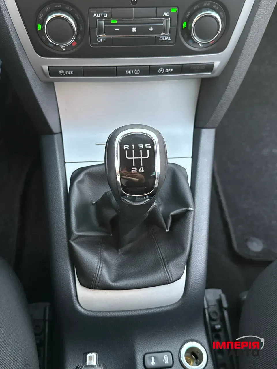Skoda Octavia - фото 24