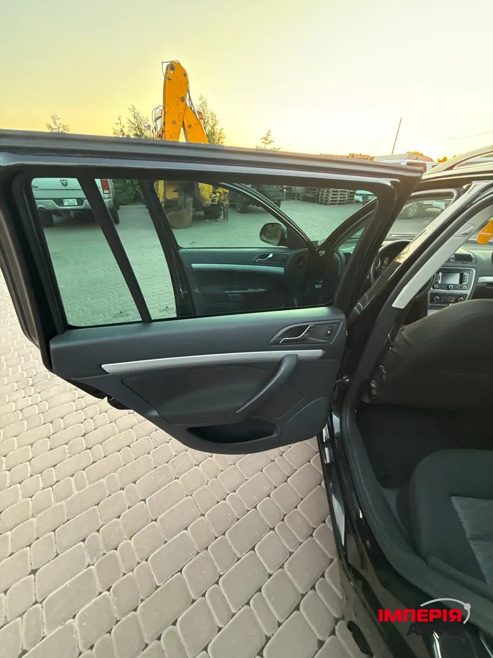 Skoda Octavia - фото 12
