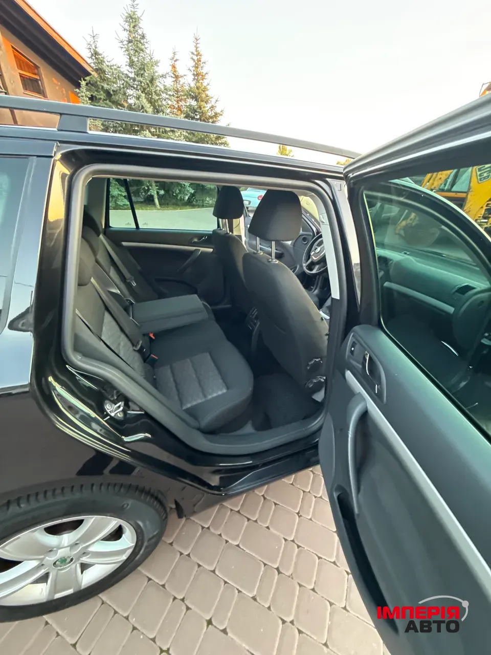 Skoda Octavia - фото 9