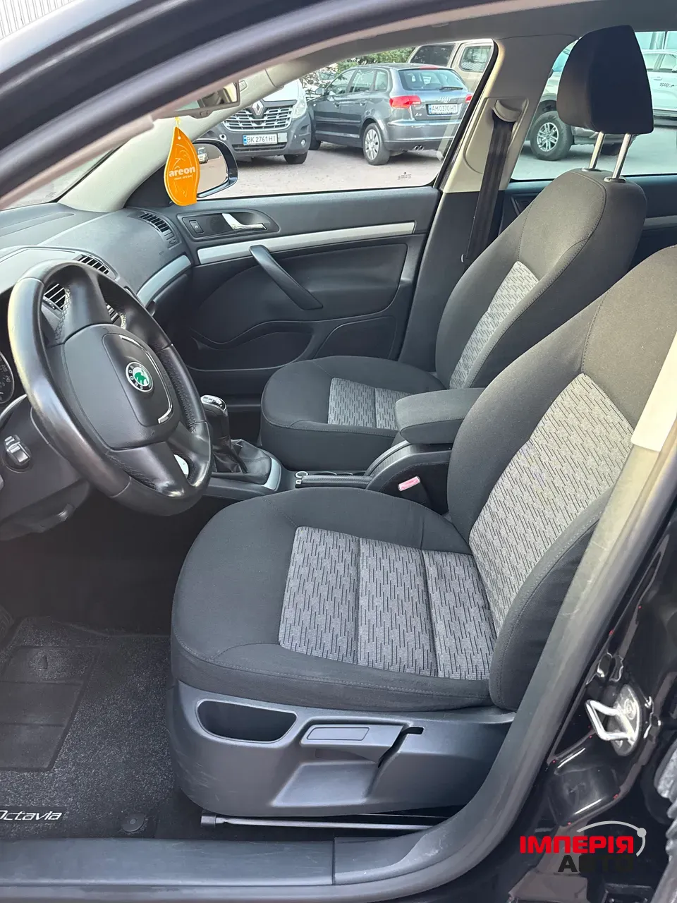 Skoda Octavia - фото 3