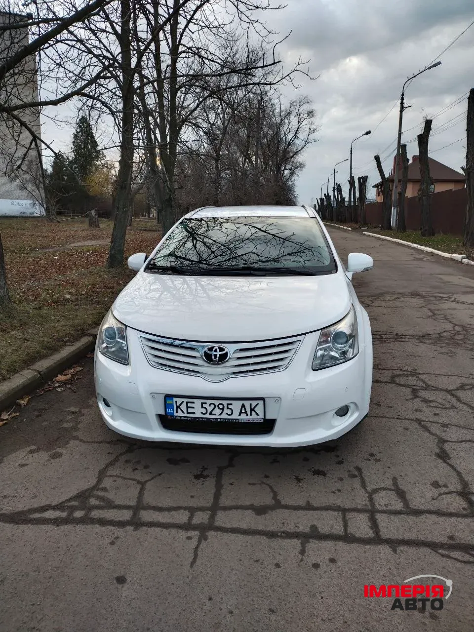 Toyota Avensis - фото 6