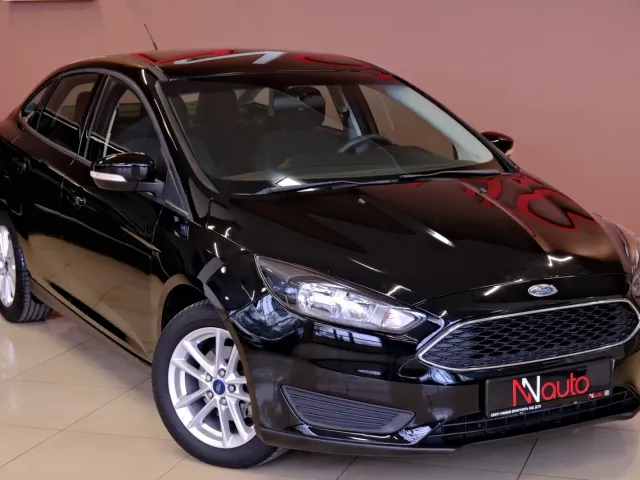 Ford Focus - фото 4