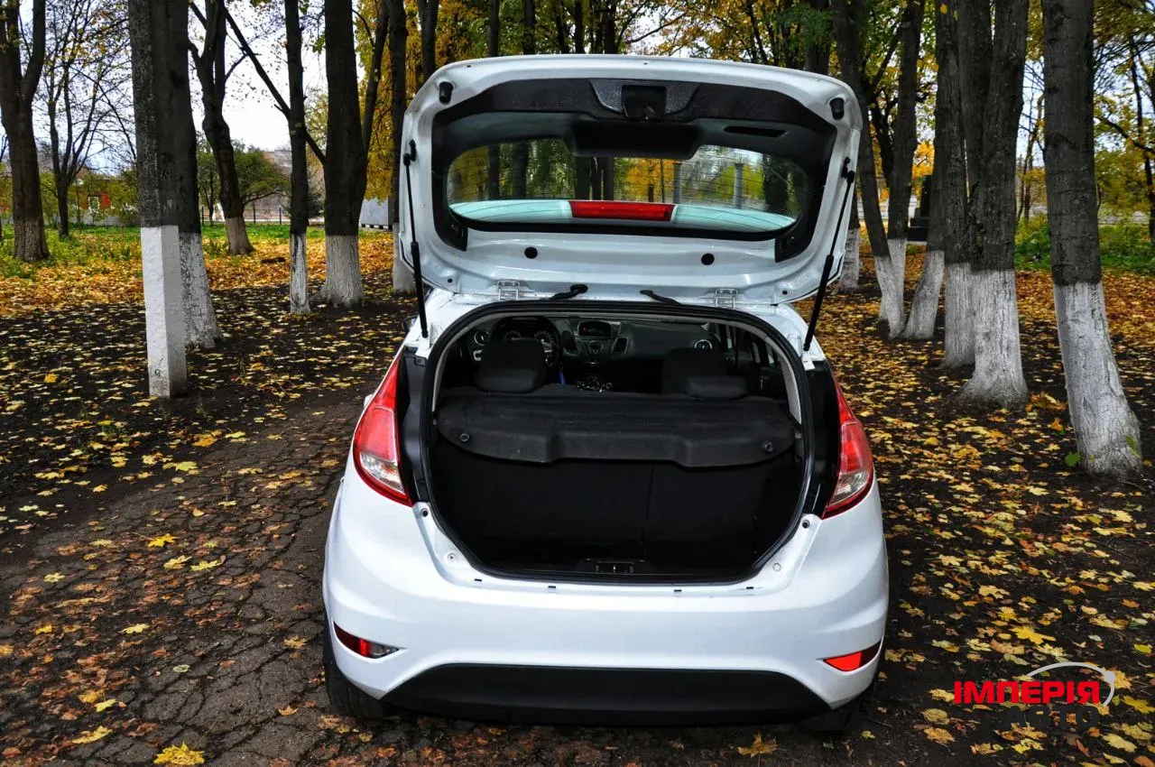 Ford Fiesta - фото 7