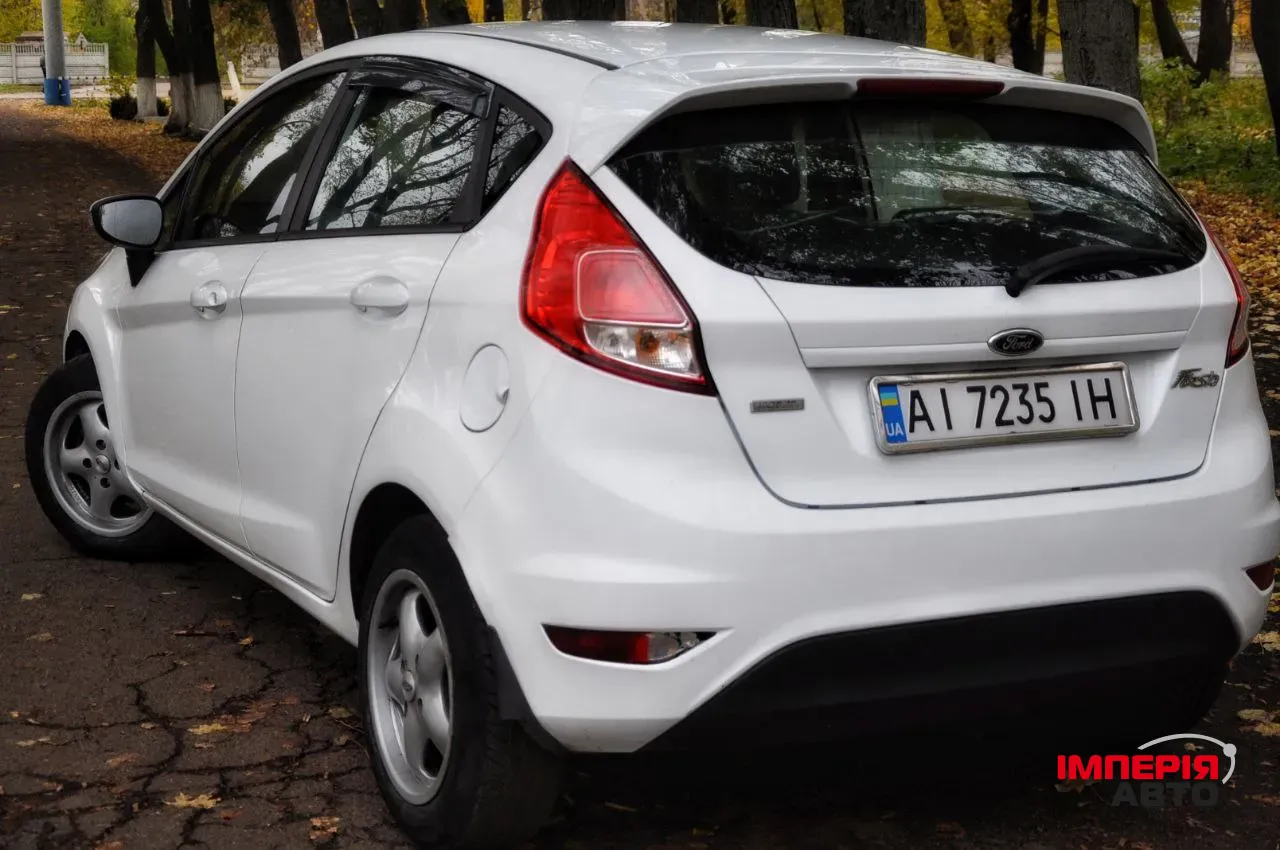 Ford Fiesta - фото 5
