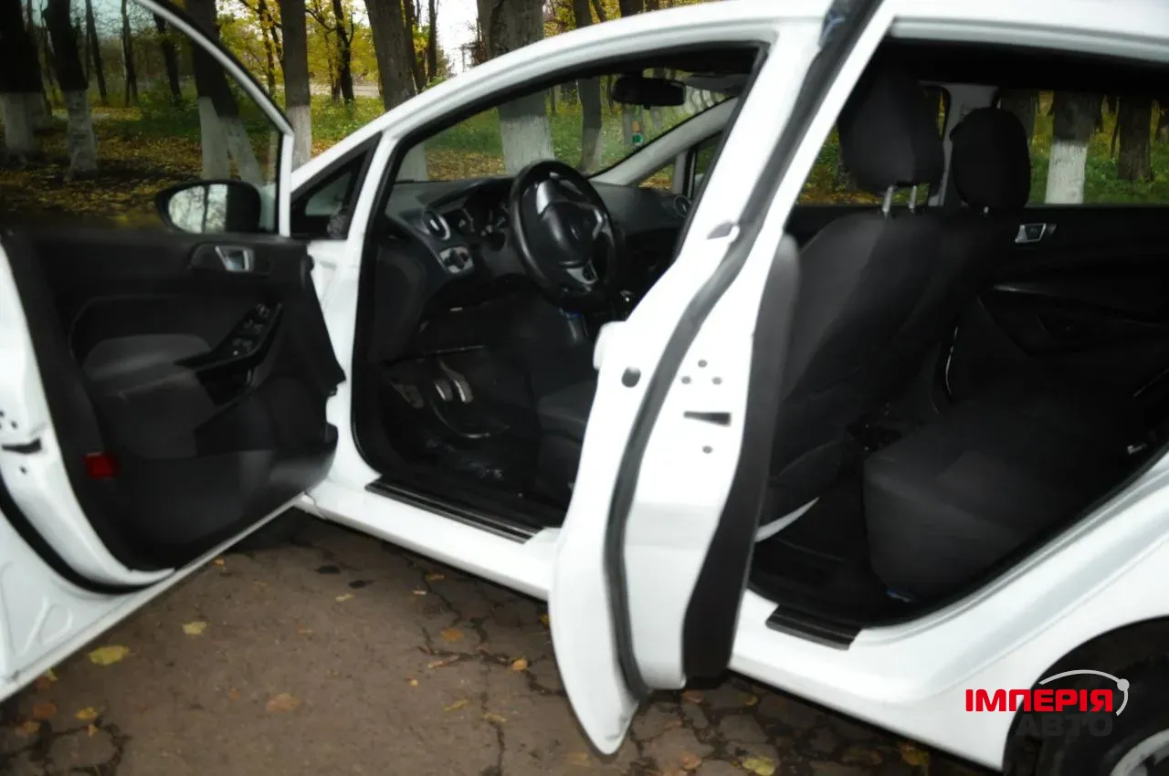 Ford Fiesta - фото 12