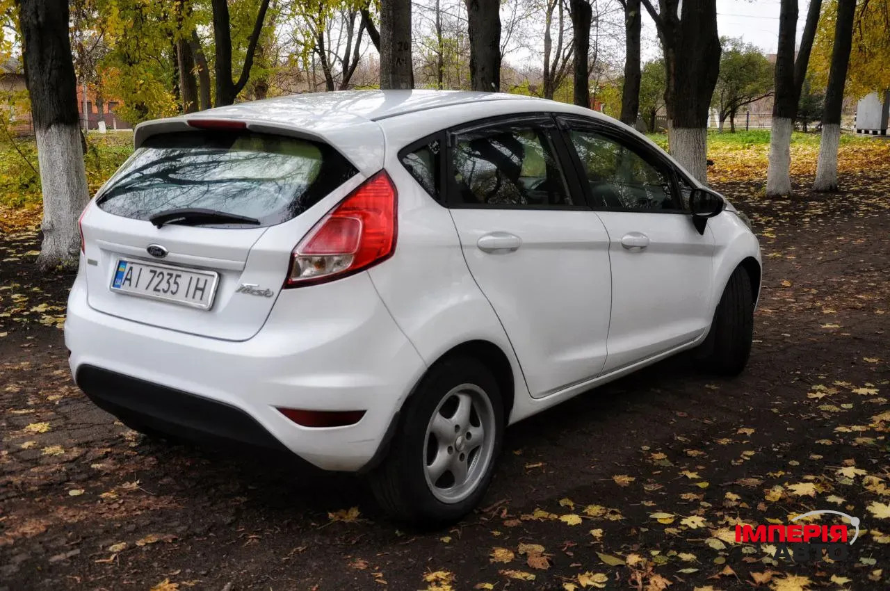 Ford Fiesta - фото 4