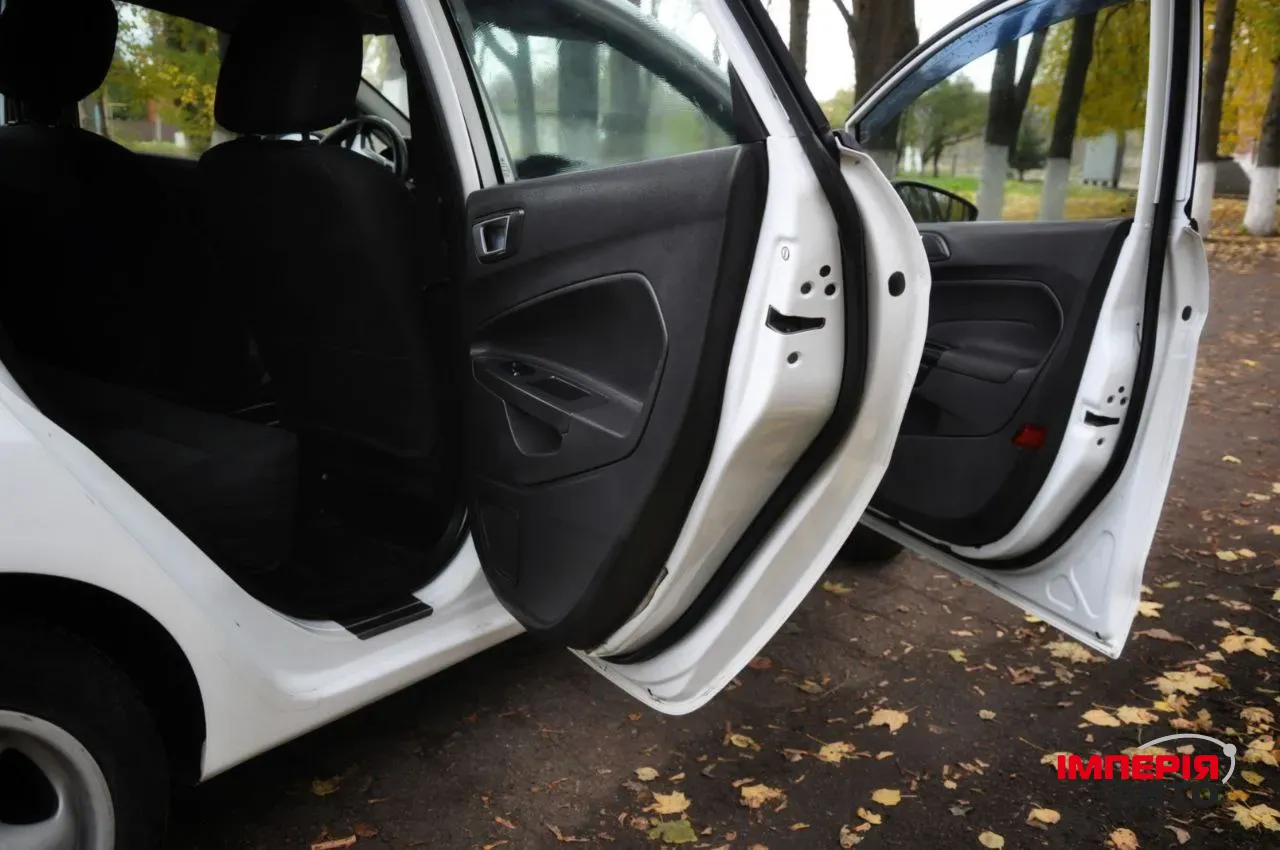 Ford Fiesta - фото 11