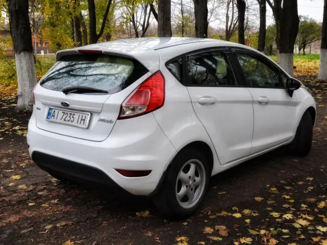 Ford Fiesta - фото 4