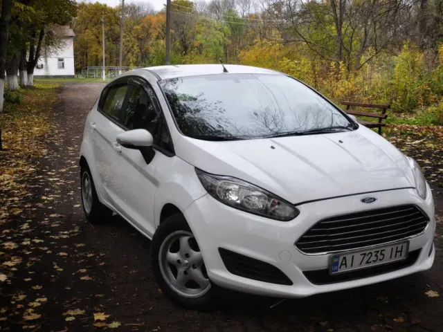 Ford Fiesta - фото 3