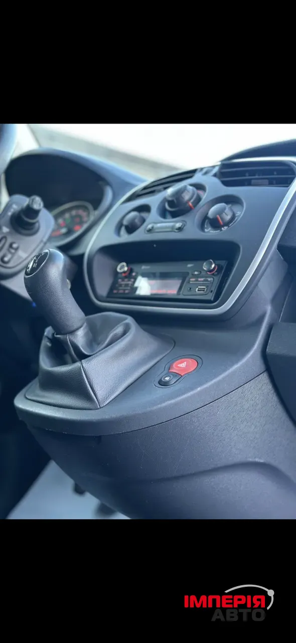 Renault Kangoo - фото 9