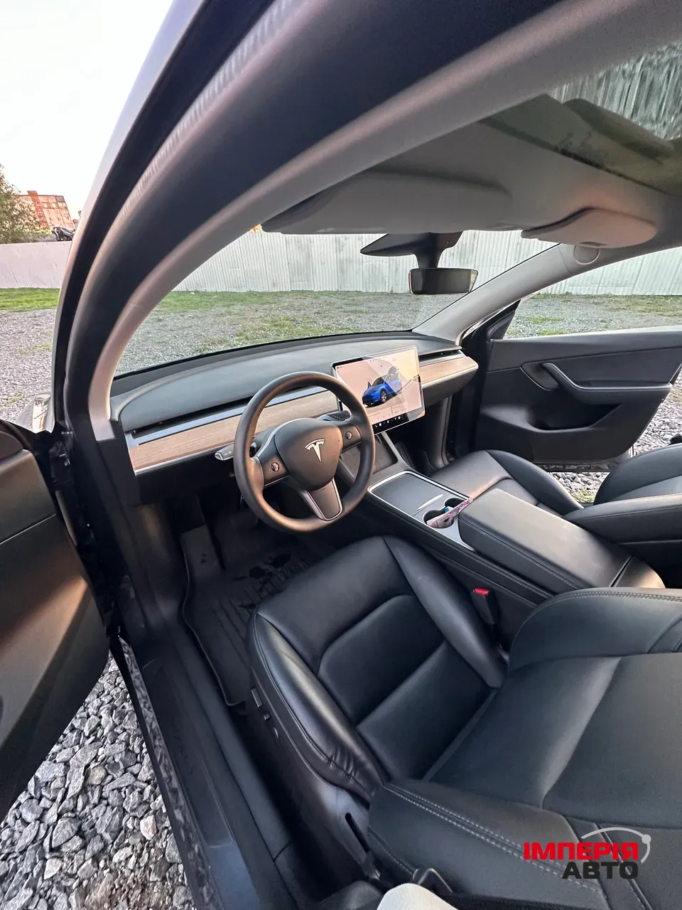 Tesla Model Y - фото 17