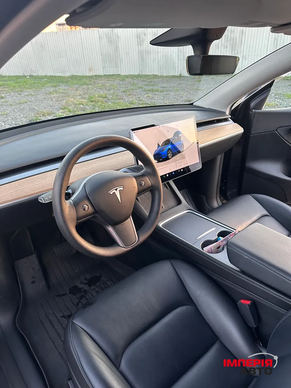 Tesla Model Y - фото 18