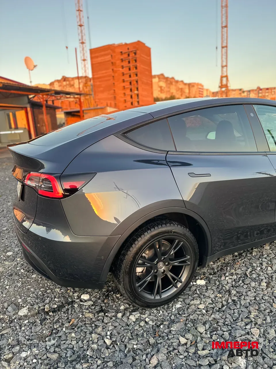 Tesla Model Y - фото 4