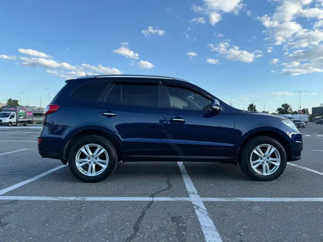 Hyundai Santa Fe - фото 5