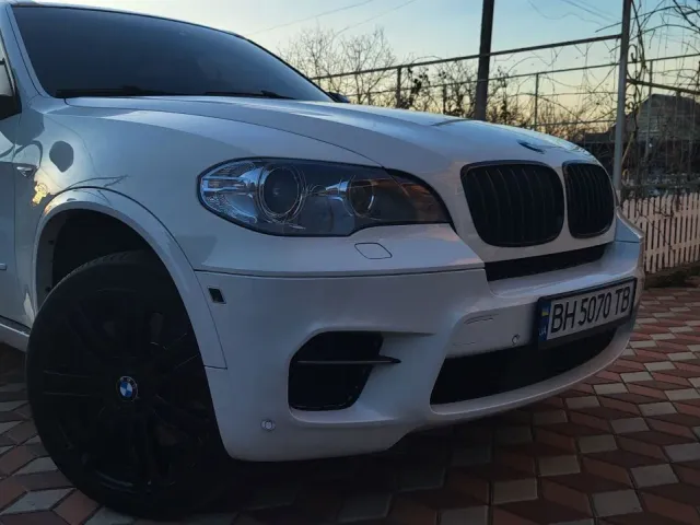 BMW X5 - фото 4