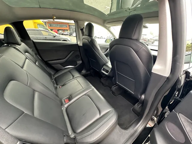 Tesla Model Y - фото 4