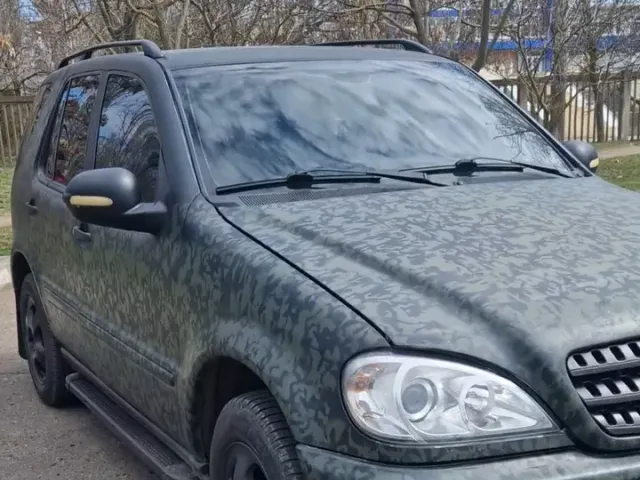 Mercedes-Benz M-Класс - фото 1