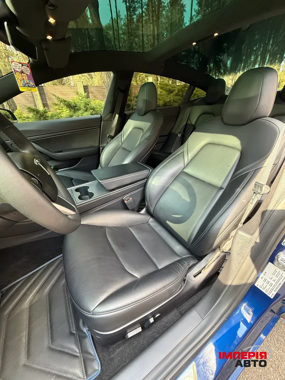 Tesla Model 3 - фото 8