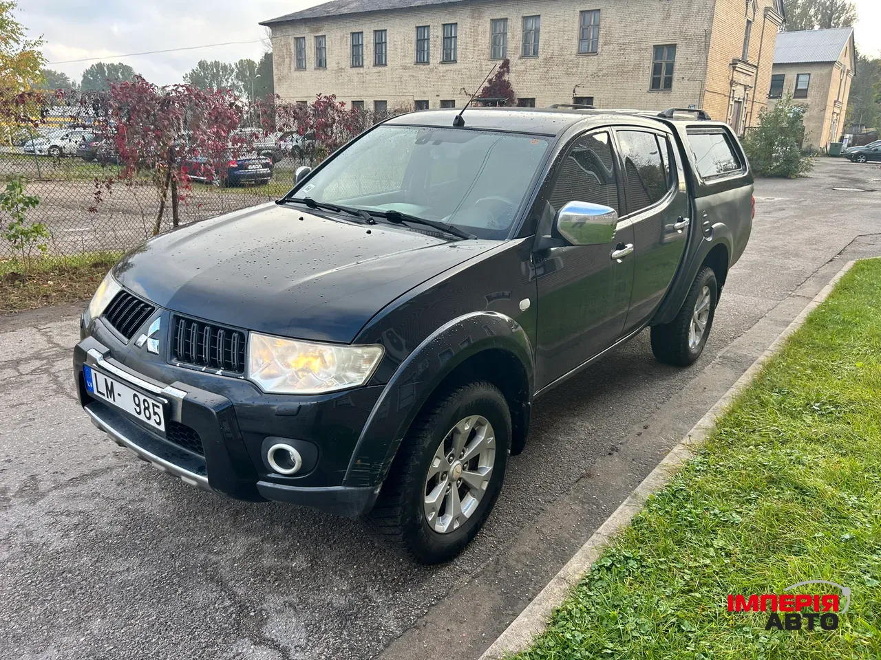 Mitsubishi L200 - фото 1