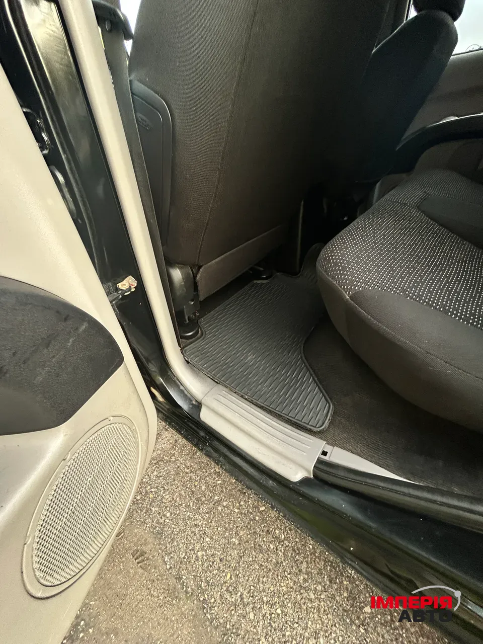 Mitsubishi L200 - фото 6