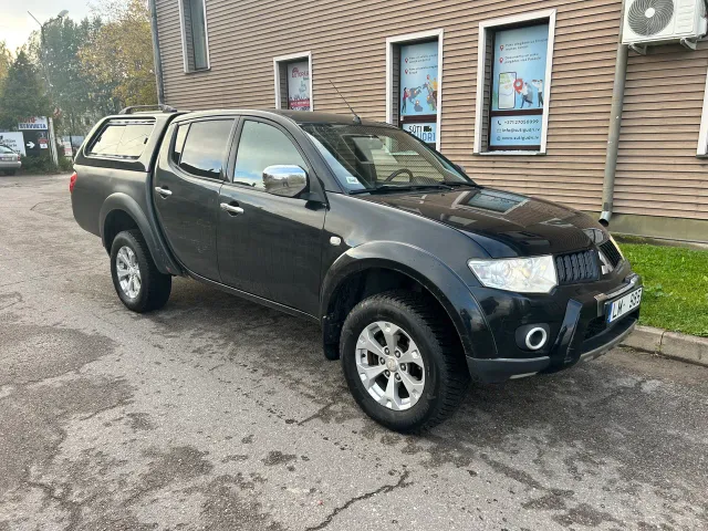 Mitsubishi L200 - фото 2